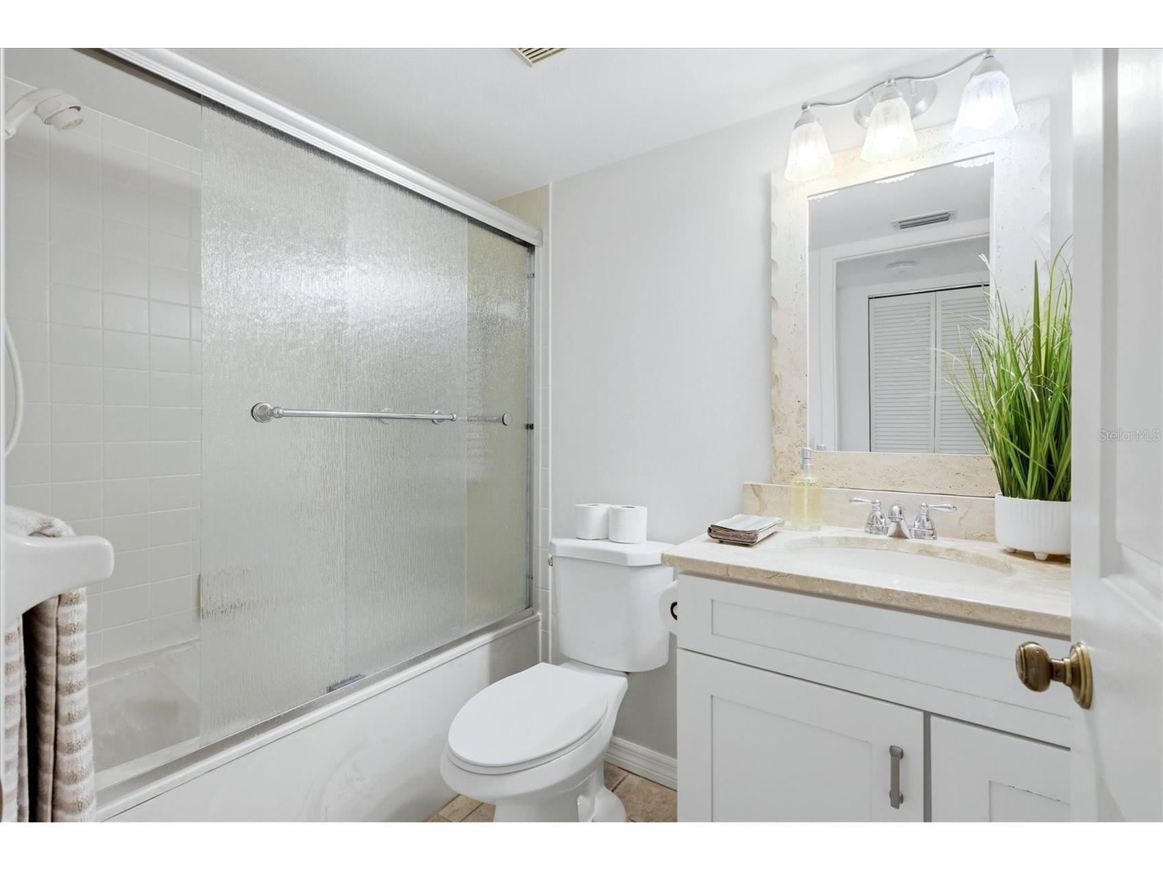 421 Cerromar Terrace #370 Venice FL 34293 N6144749 image20