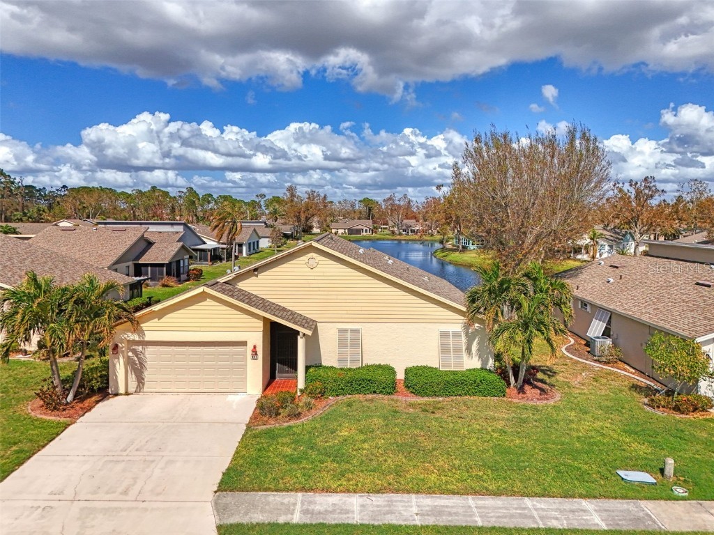 421 Cypress Forest Drive Englewood FL 34223 D6138709 image1