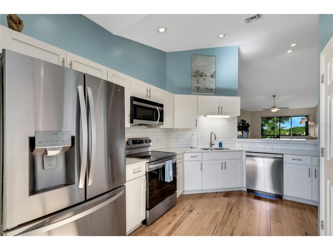 421 Enclave Place #N/A Lakeland FL 33803 L4956969 image7