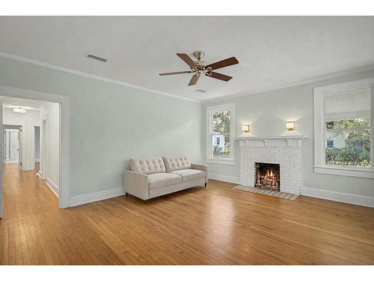 421 NE Boulevard Gainesville FL 32601 G5109372 image11