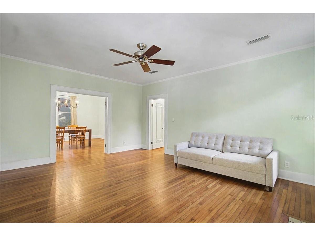 421 NE Boulevard Gainesville FL 32601 G5109372 image13