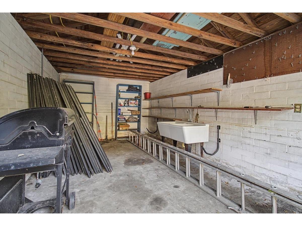 421 NE Boulevard Gainesville FL 32601 G5109372 image37