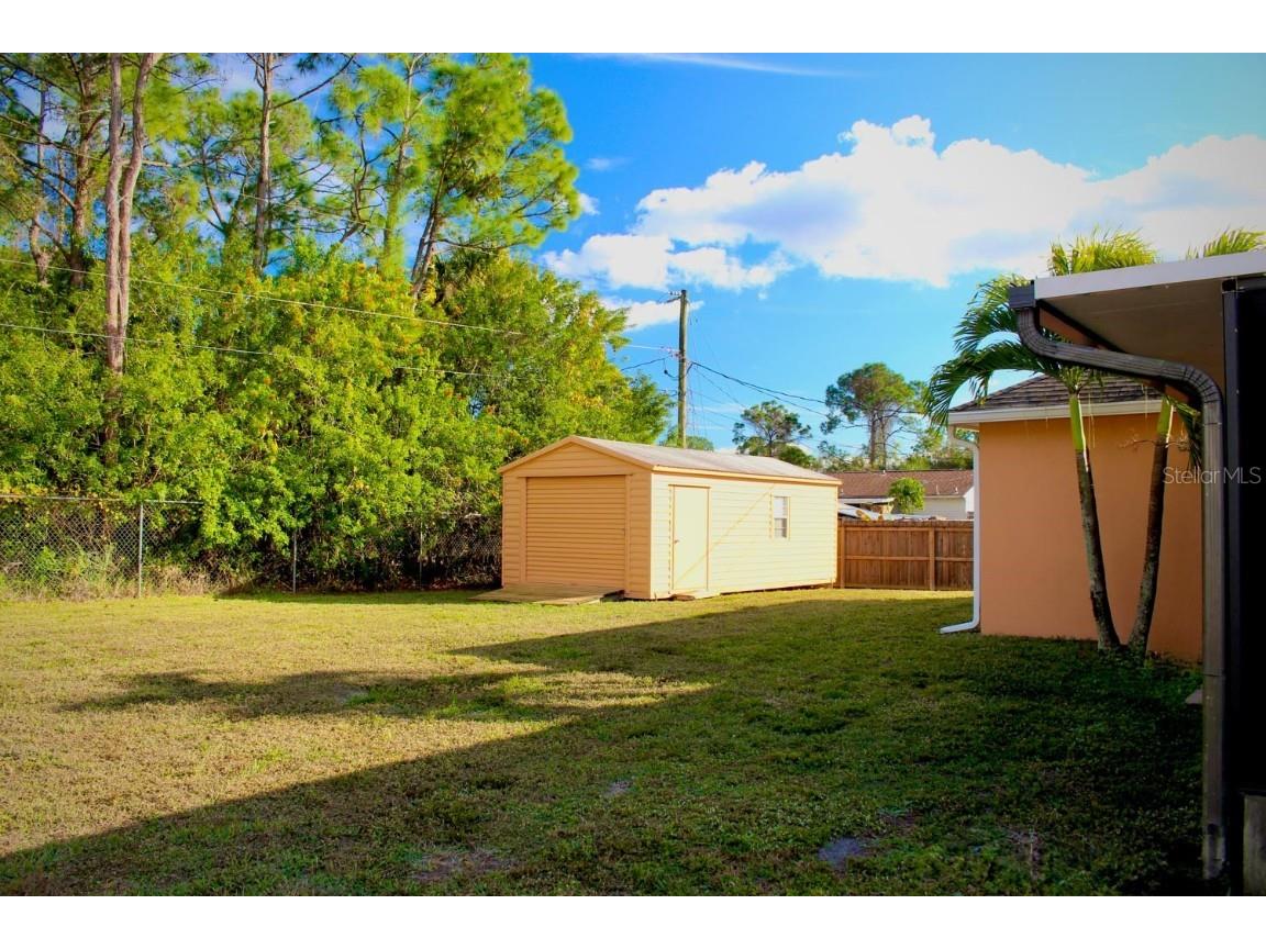 421 NW Helicon Avenue NW Palm Bay FL 32907 OM712368 image1