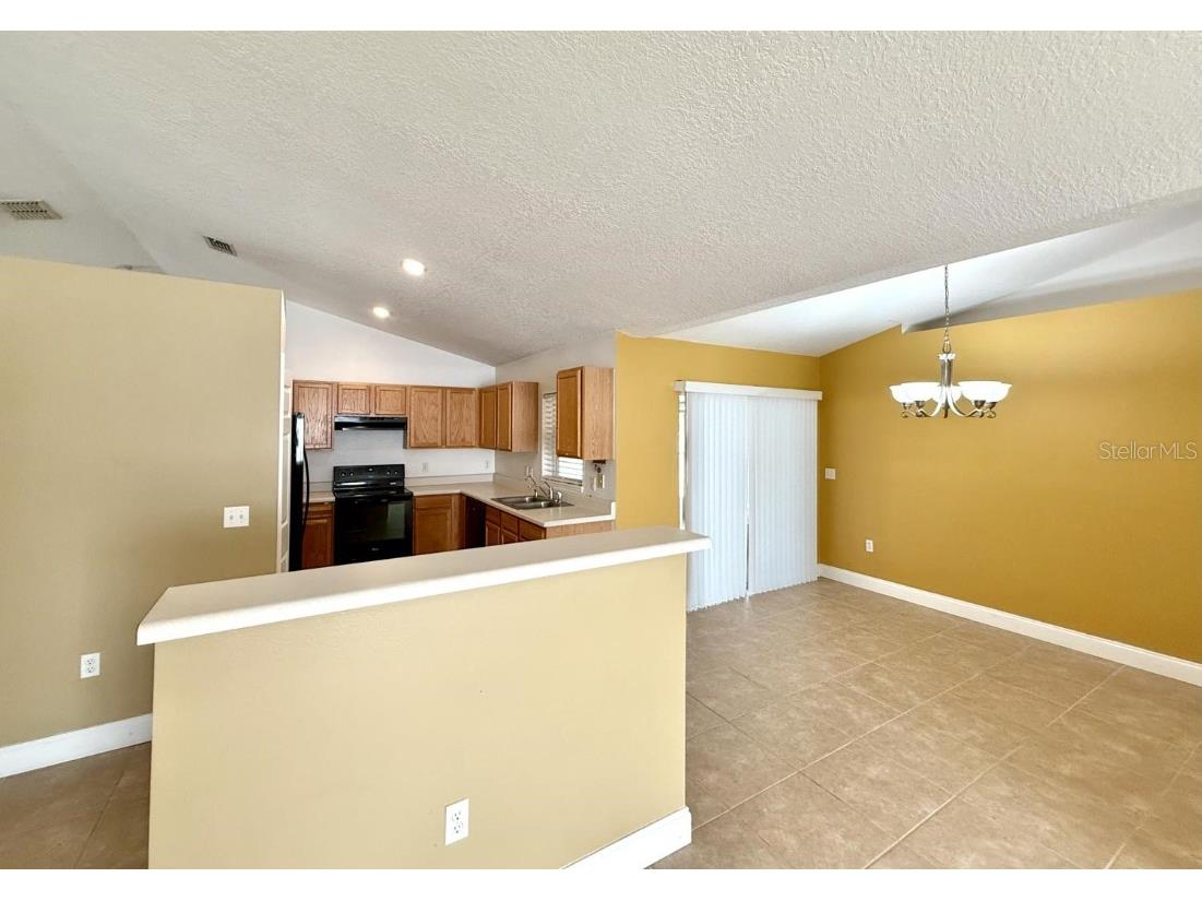 421 NW Helicon Avenue NW Palm Bay FL 32907 OM712368 image29