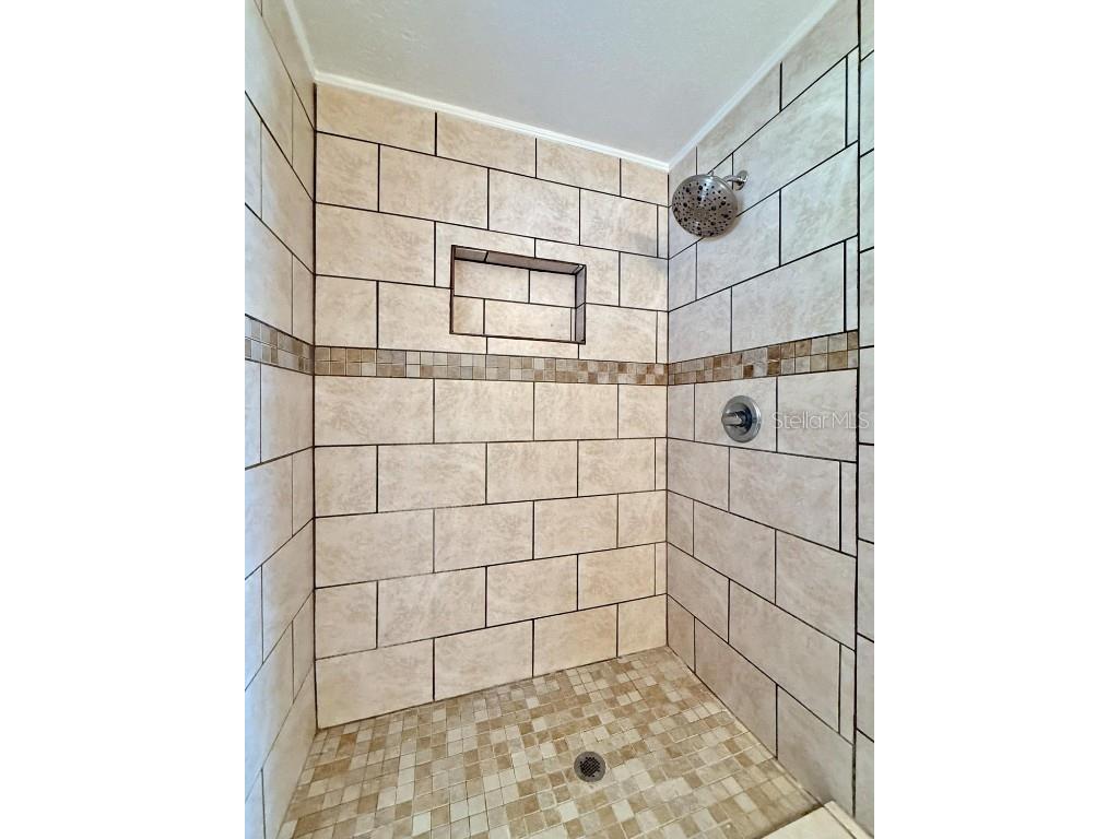 421 NW Helicon Avenue NW Palm Bay FL 32907 OM712368 image37