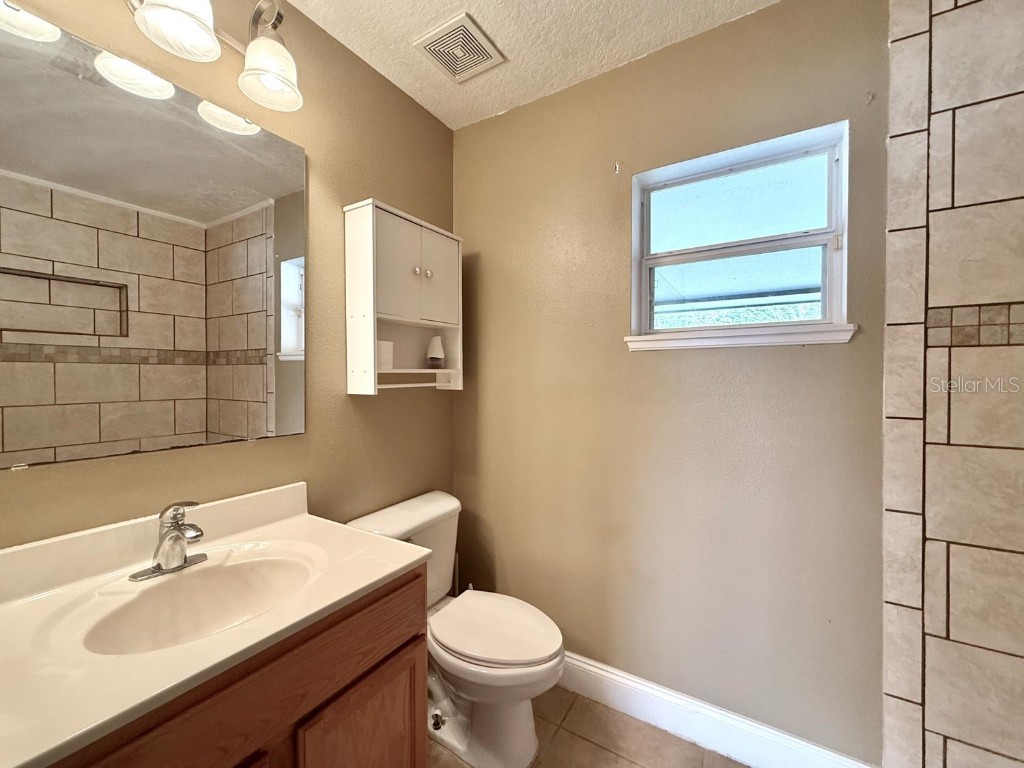 421 NW Helicon Avenue NW Palm Bay FL 32907 OM712368 image38