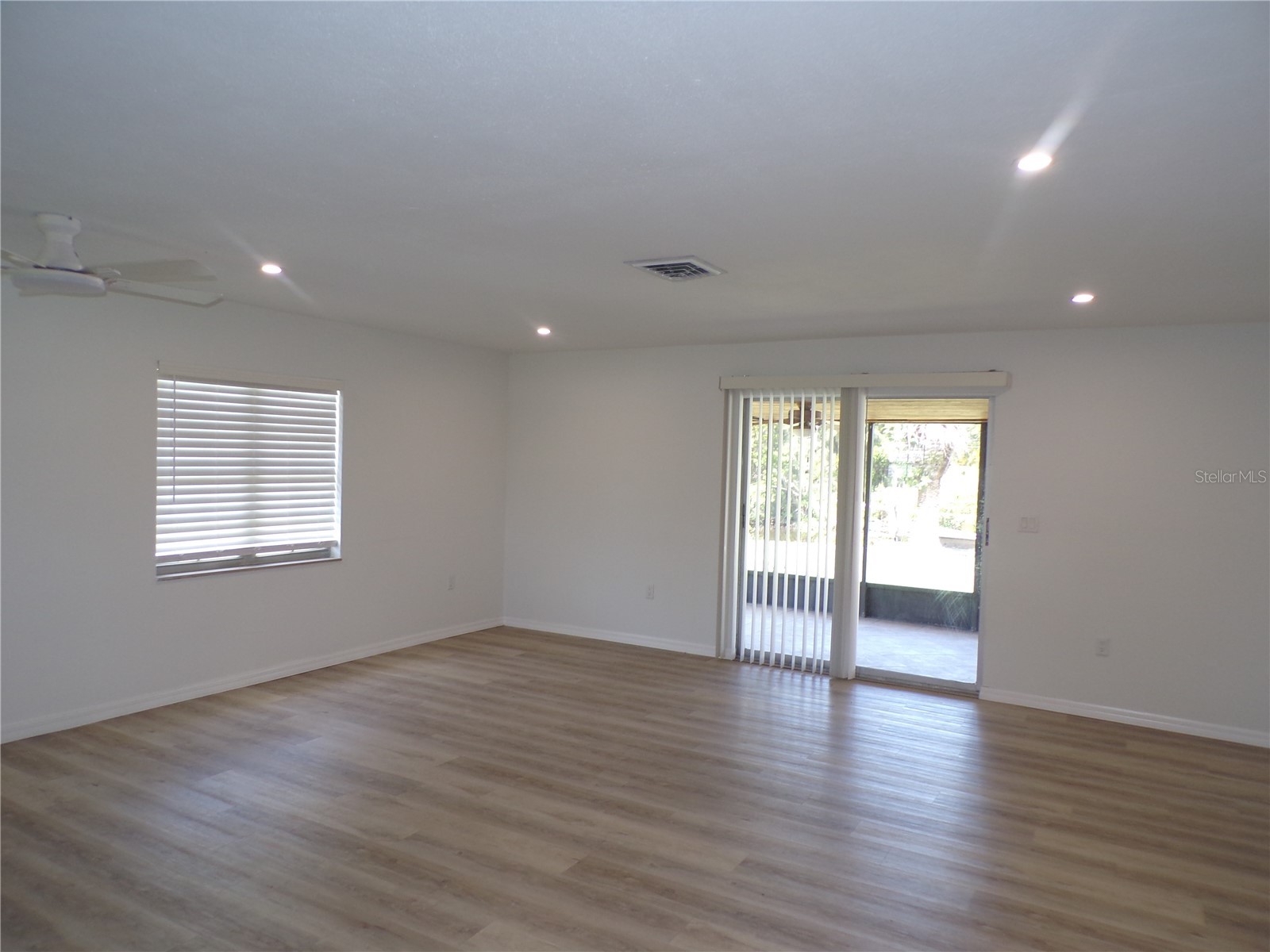 421 Orchid Drive Punta Gorda FL 33950 C7527483 image3