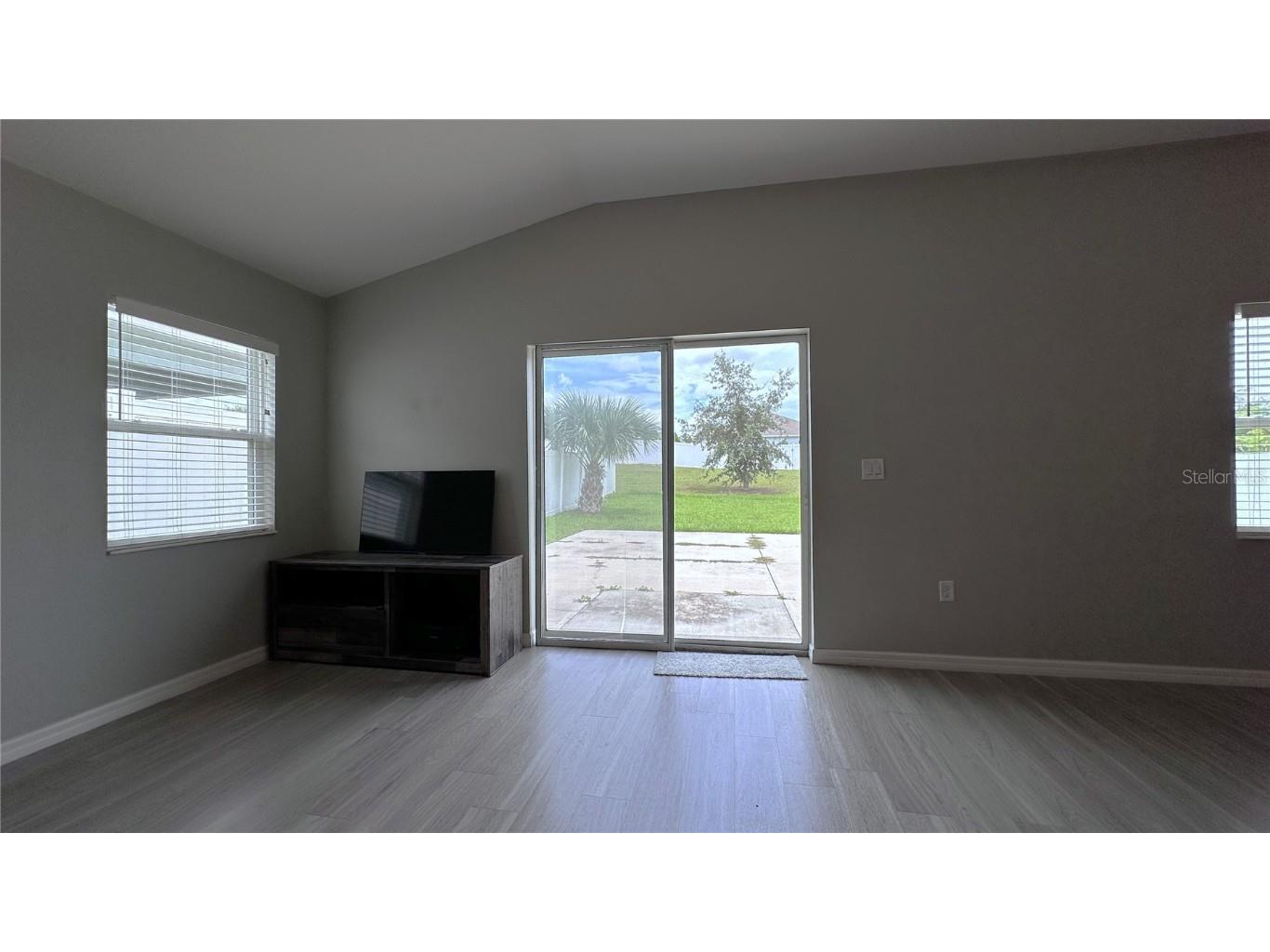 421 Pinecrest Loop Davenport FL 33837 S5123697 image8