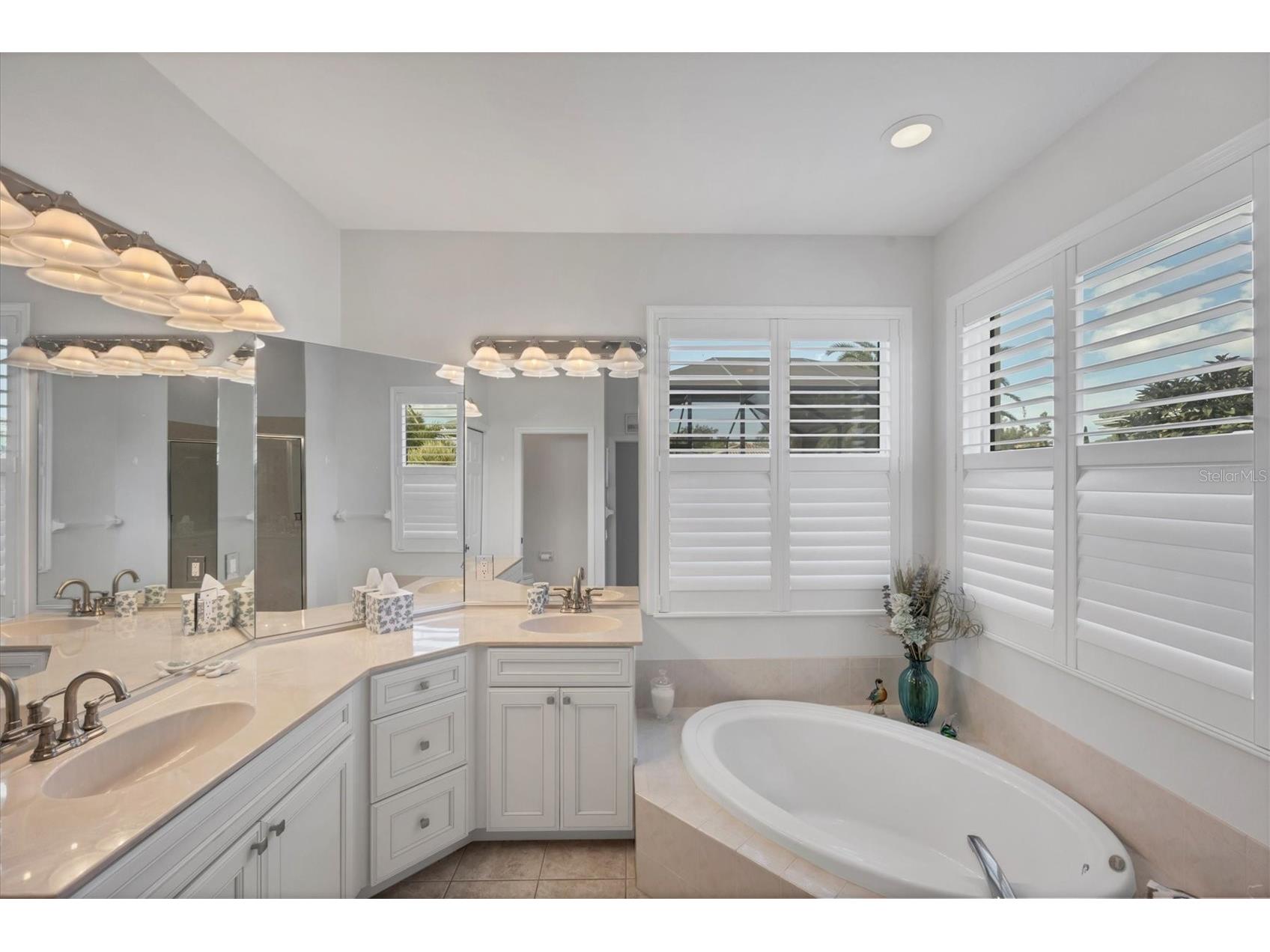 421 Pinewood Lake Drive Venice FL 34285 N6142440 image41