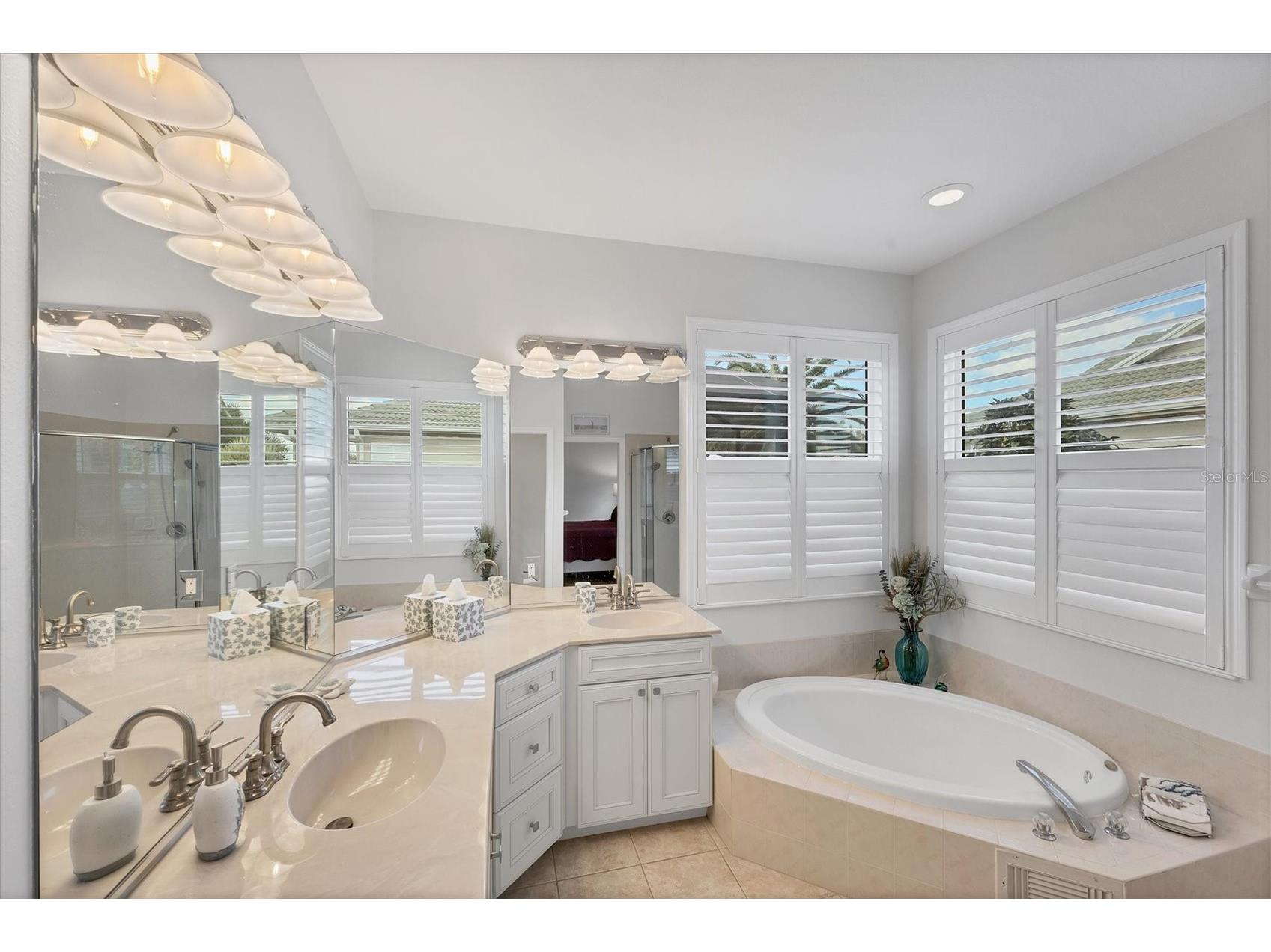 421 Pinewood Lake Drive Venice FL 34285 N6142440 image42