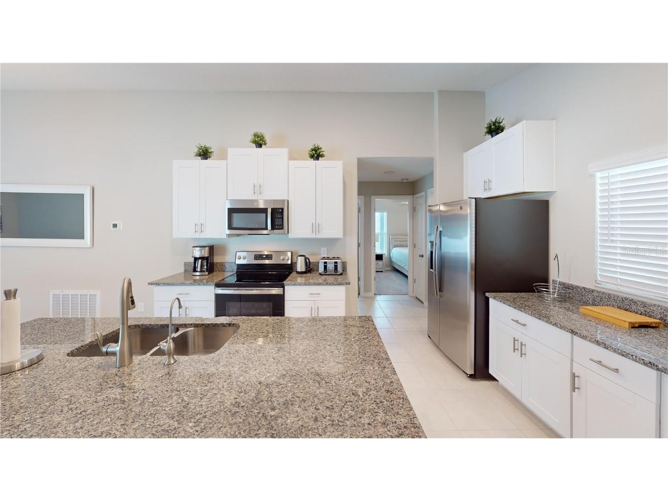 421 Royal Empress Drive Ruskin FL 33570 N6141940 image5