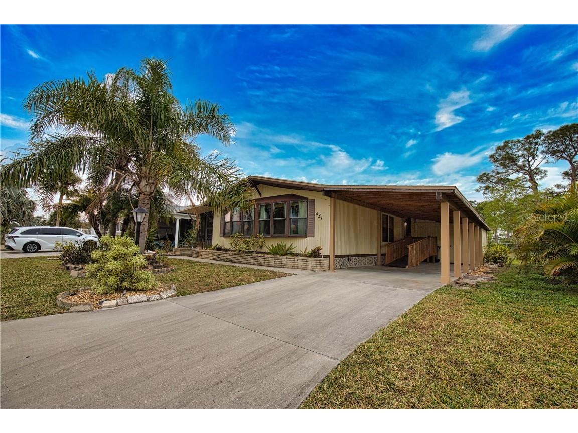 421 Villa Nueva Circle North Port FL 34287 TB8358979 image1