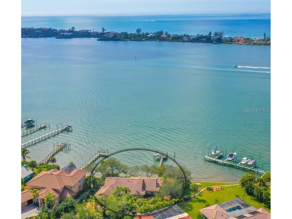 421 Waterside Lane Nokomis FL 34275 - INTERCOASTAL/BLACKBURN BAY A4574056 image1