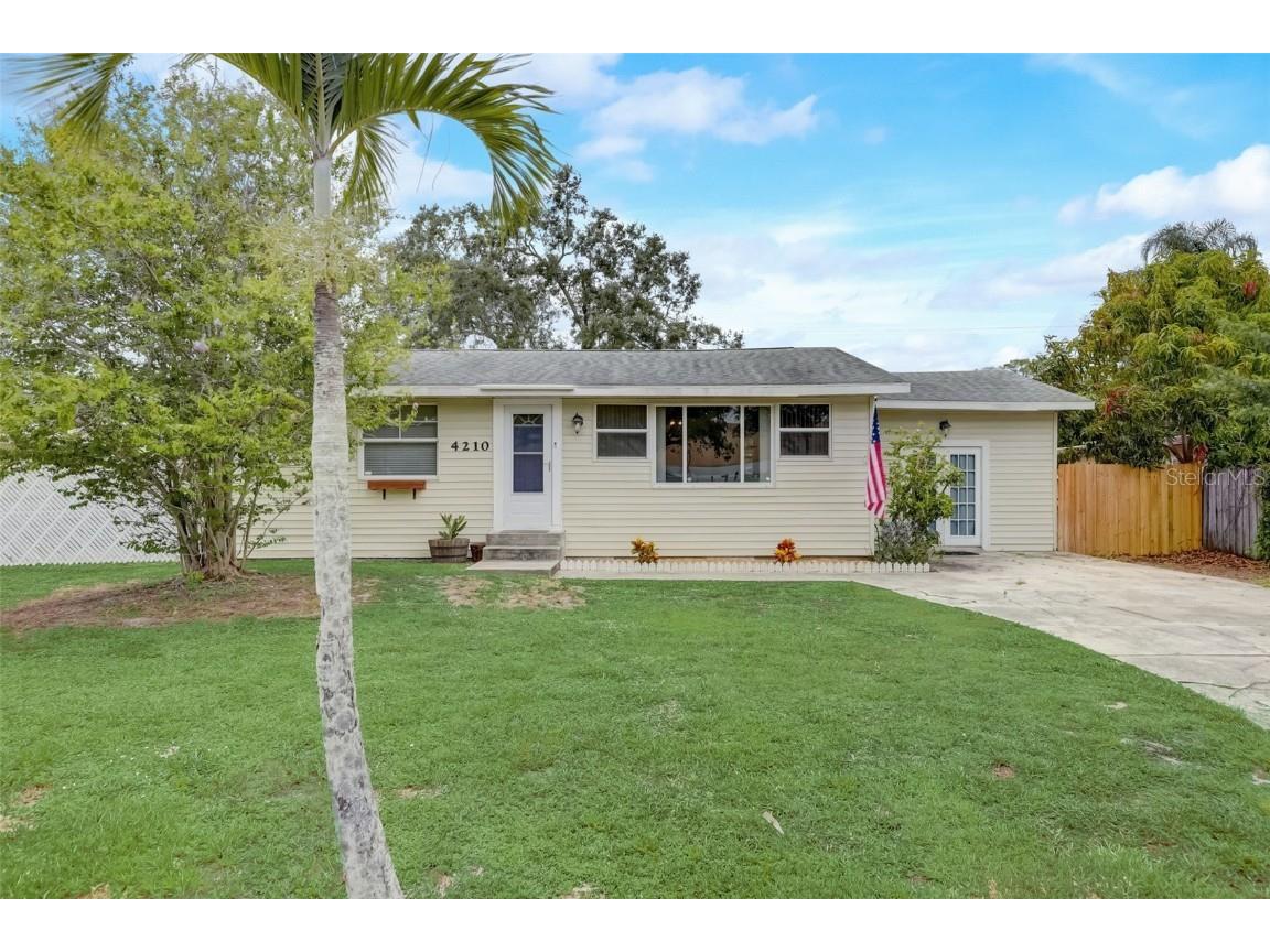 4210 24th Street W Bradenton FL 34205 A4578069 image1