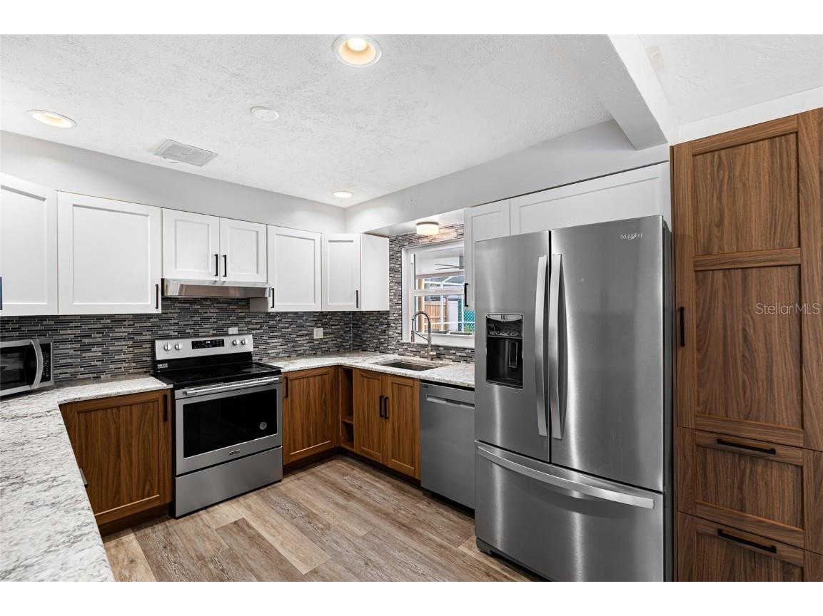 4210 25th Avenue N Saint Petersburg FL 33713 TB8420293 image3