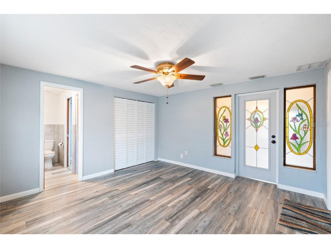 4210 25th Avenue N Saint Petersburg FL 33713 TB8420293 image9