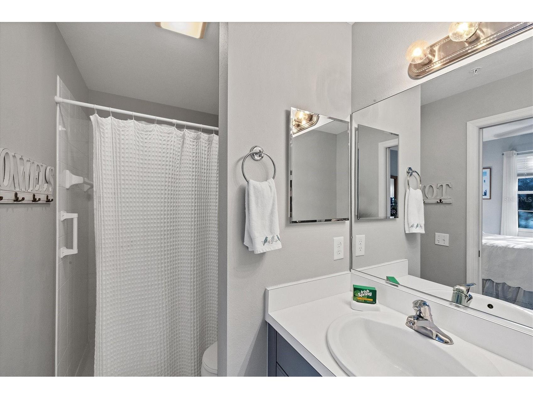 4210 Breezeway Boulevard #415 Sarasota FL 34238 A4680516 image15