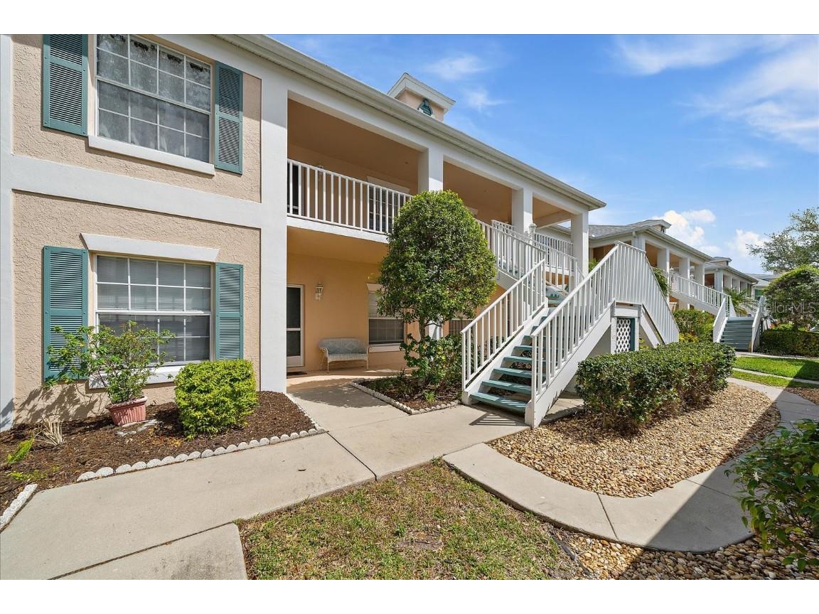 4210 Caddie Drive E #201 Bradenton FL 34203 A4647029 image1