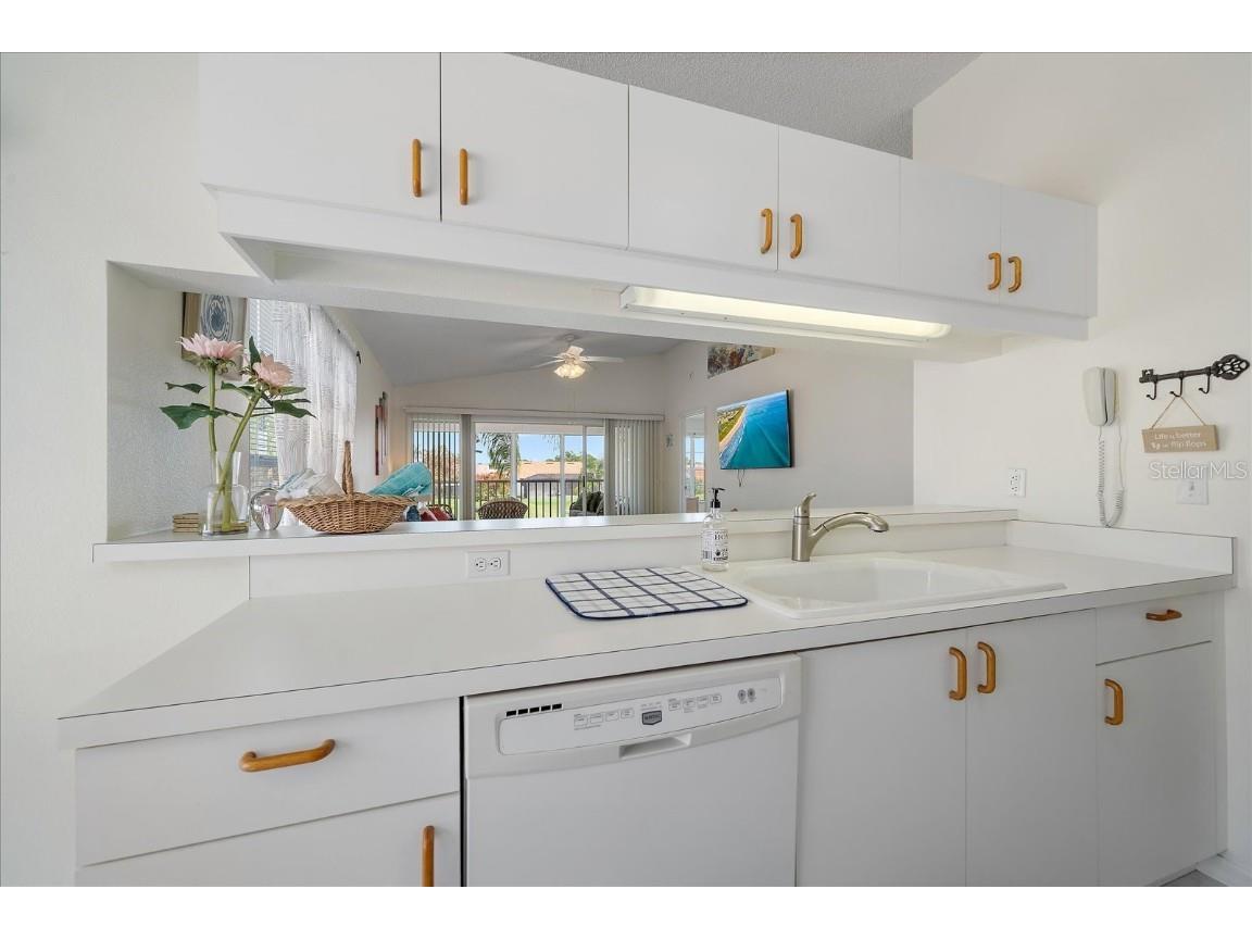 4210 Caddie Drive E #201 Bradenton FL 34203 A4647029 image8