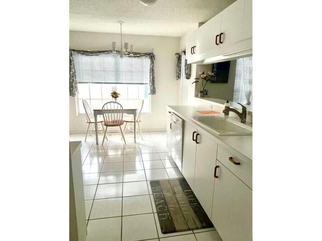 4210 Caddie Drive E #201 Bradenton FL 34203 A4677406 image6