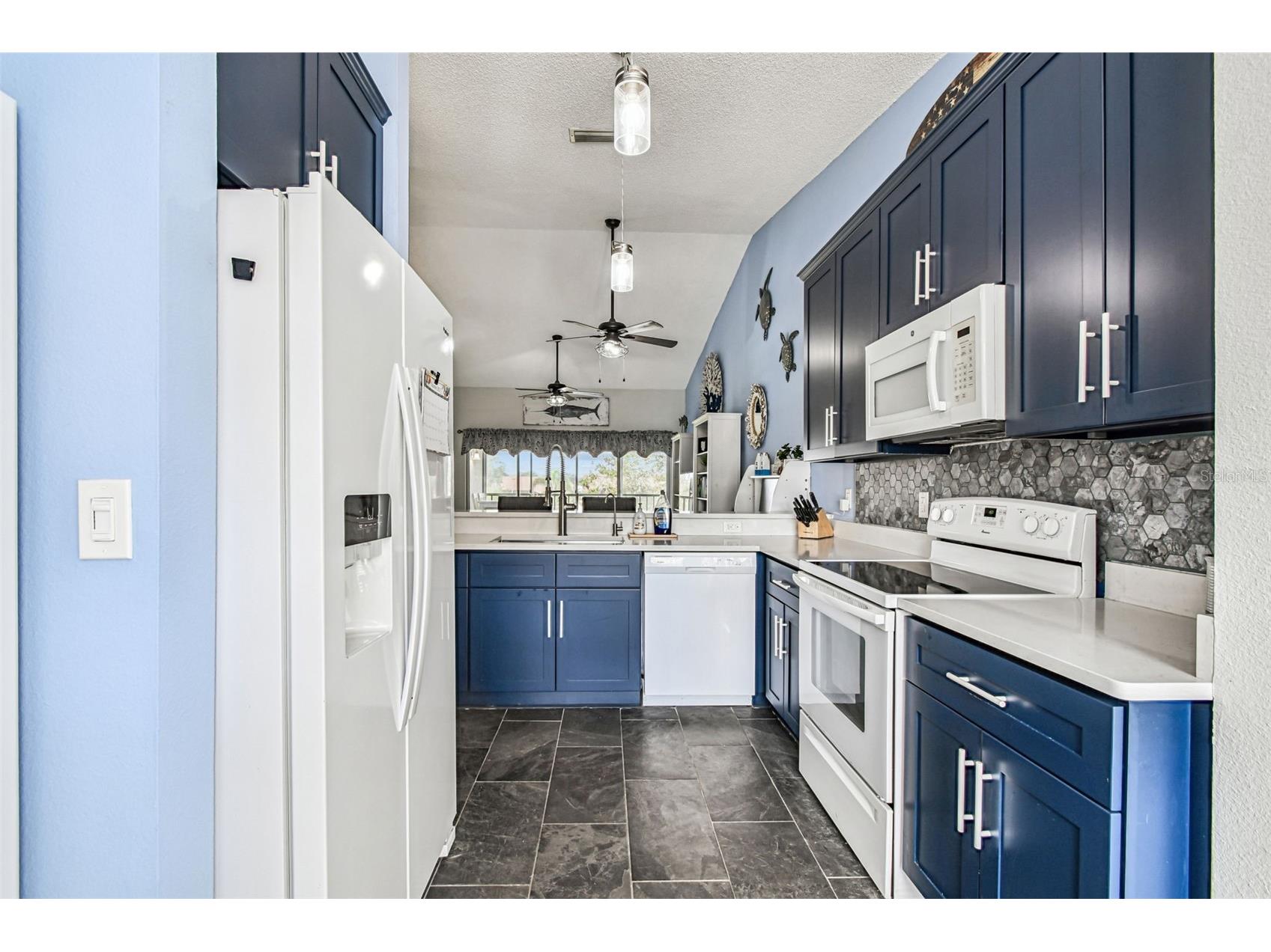 4210 Caddie Drive E #202 Bradenton FL 34203 TB8476001 image14