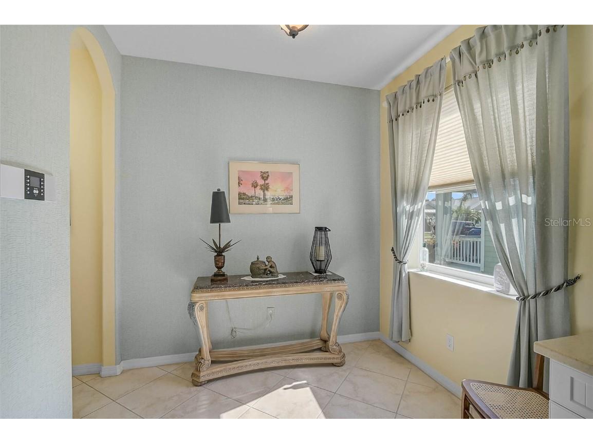 4210 Callista Lane Sarasota FL 34243 A4674861 image11