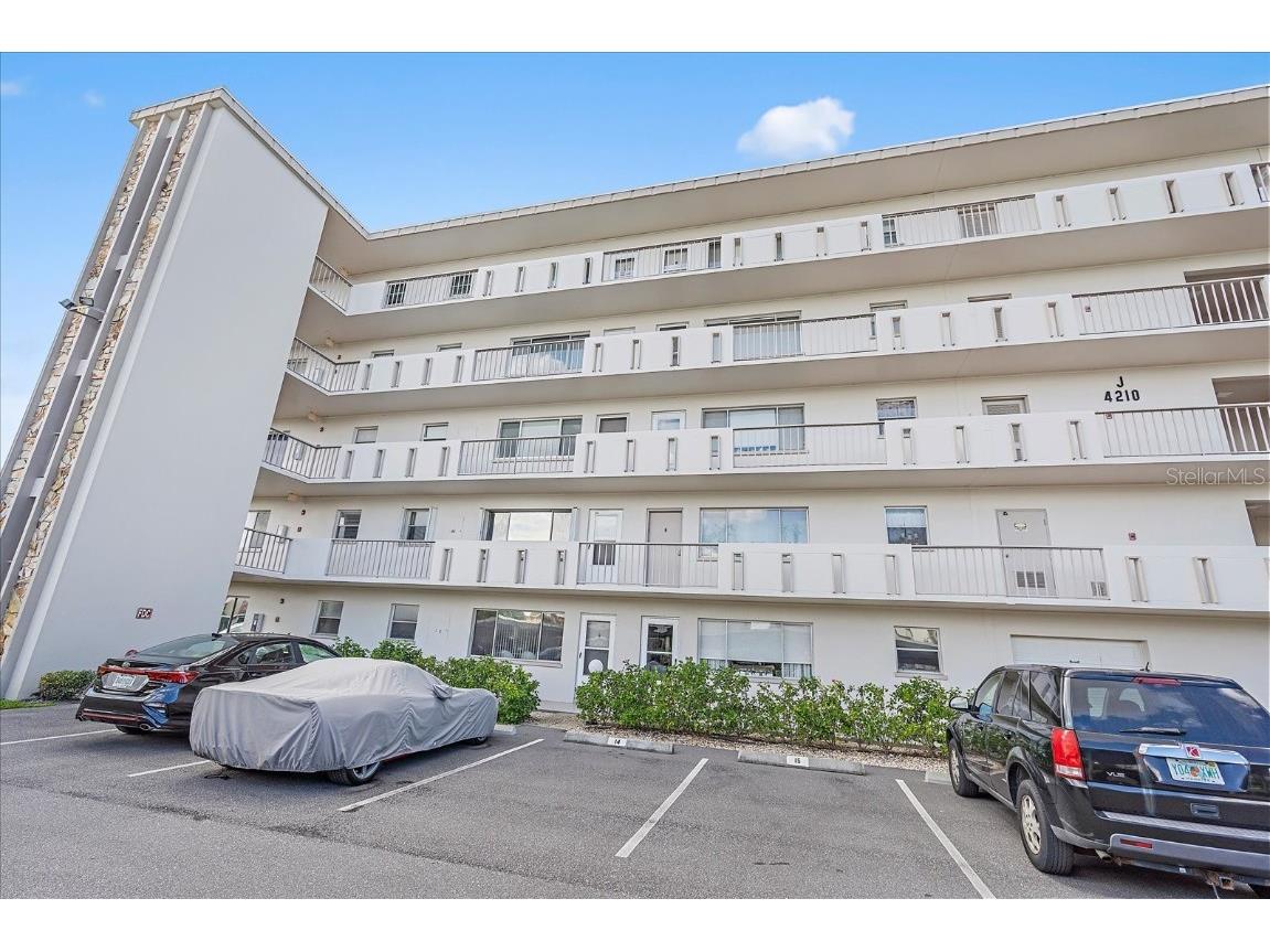 4210 Ironwood Circle #103J Bradenton FL 34209 A4627814 image3