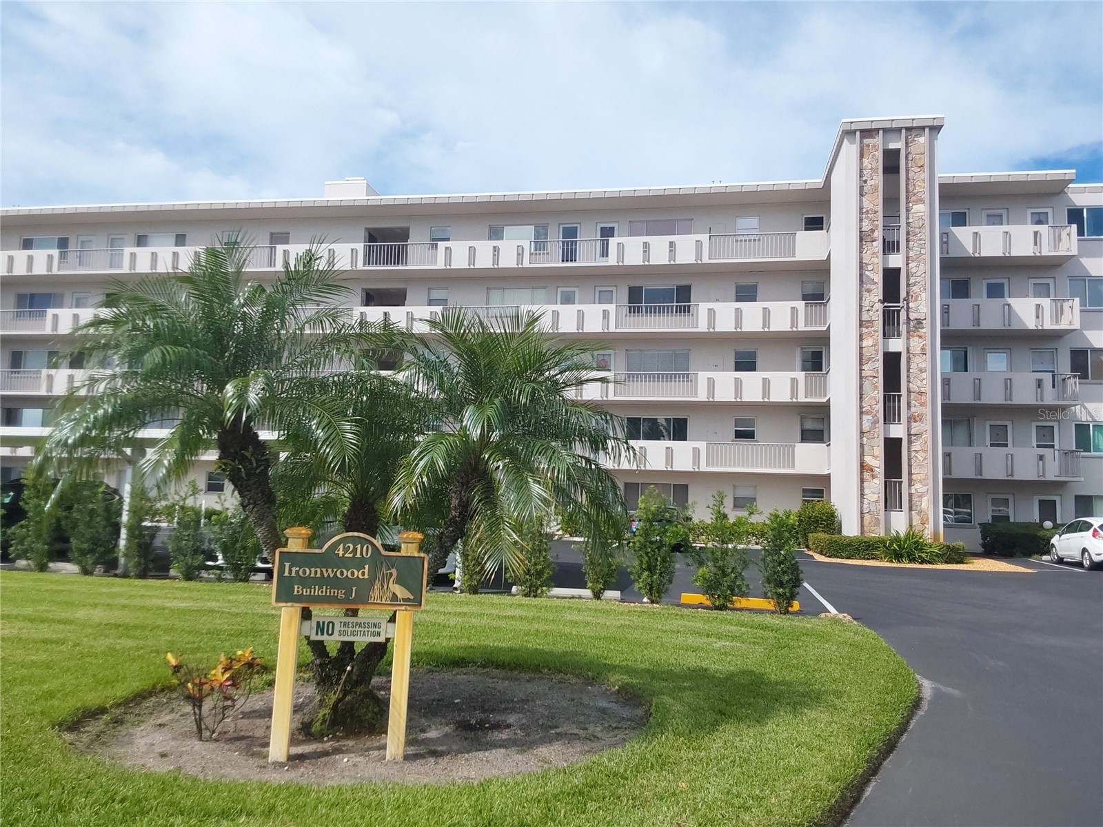 4210 Ironwood Circle #107J Bradenton FL 34209 A4663337 image1