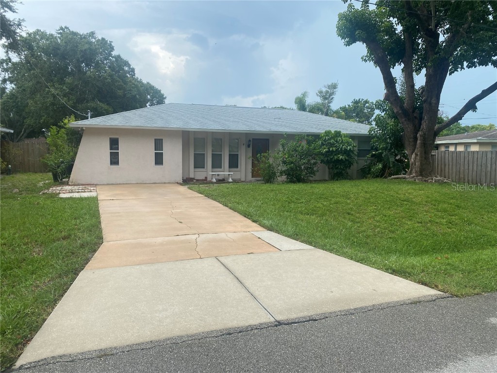 4210 Ruth Way Sarasota FL 34232 A4579588 image1