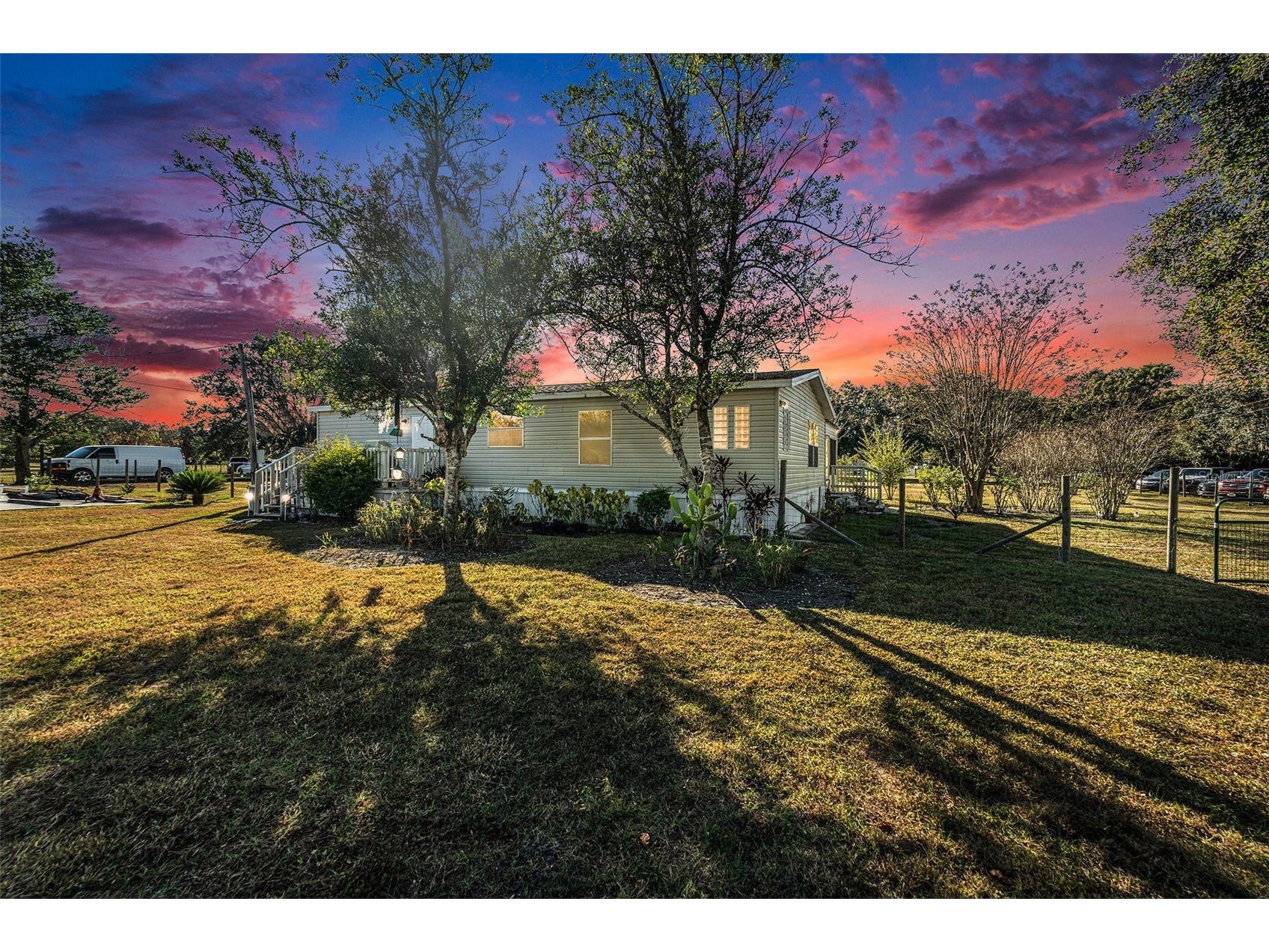 4210 Seaberg Road Zephyrhills FL 33541 TB8452292 image1