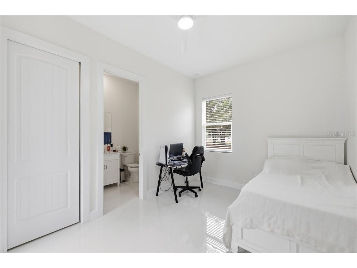 4210 Thonotosassa Road Plant City FL 33565 TB8452330 image12