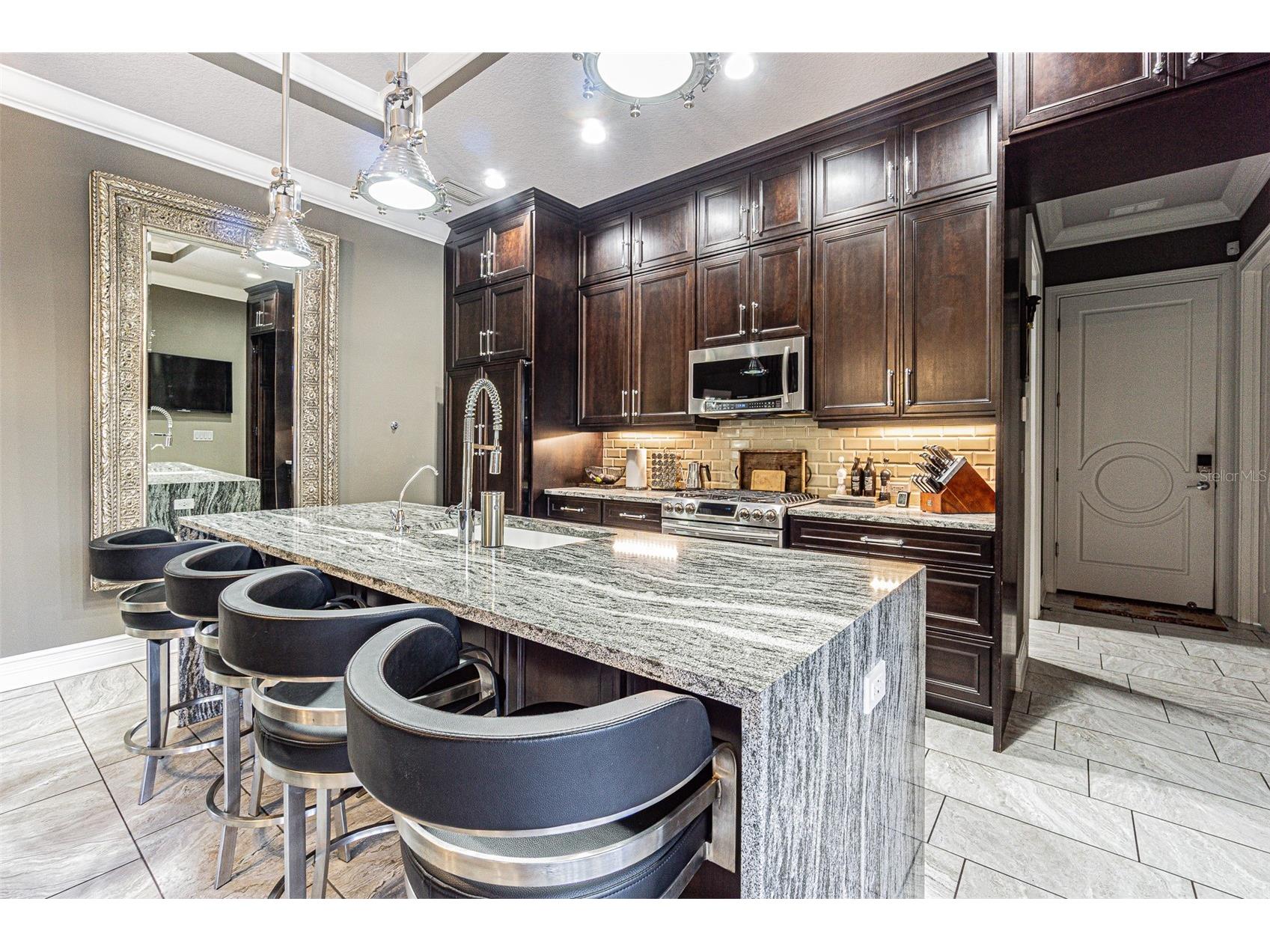 4210 W North B Street Tampa FL 33609 TB8473454 image15