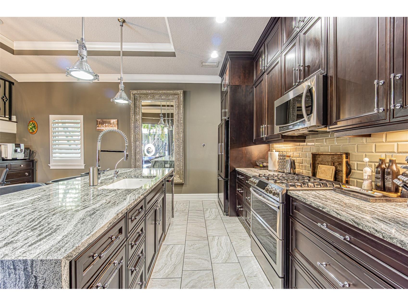 4210 W North B Street Tampa FL 33609 TB8473454 image18