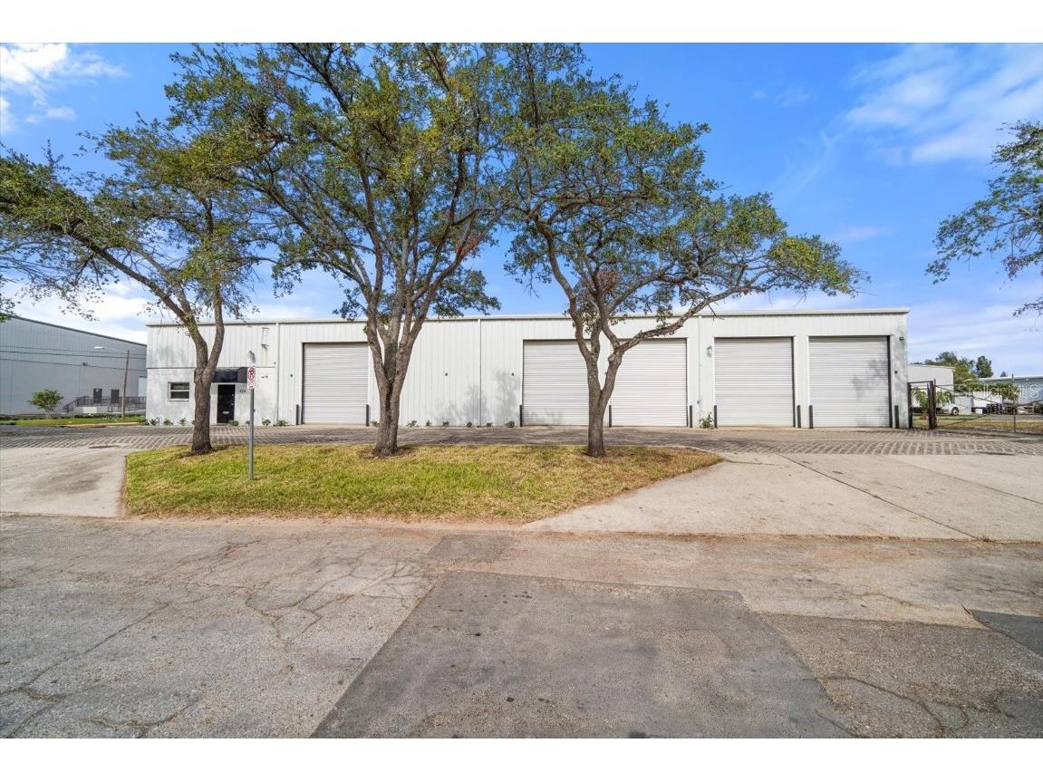 4211 31st Street N Saint Petersburg FL 33714 TB8328379 image1