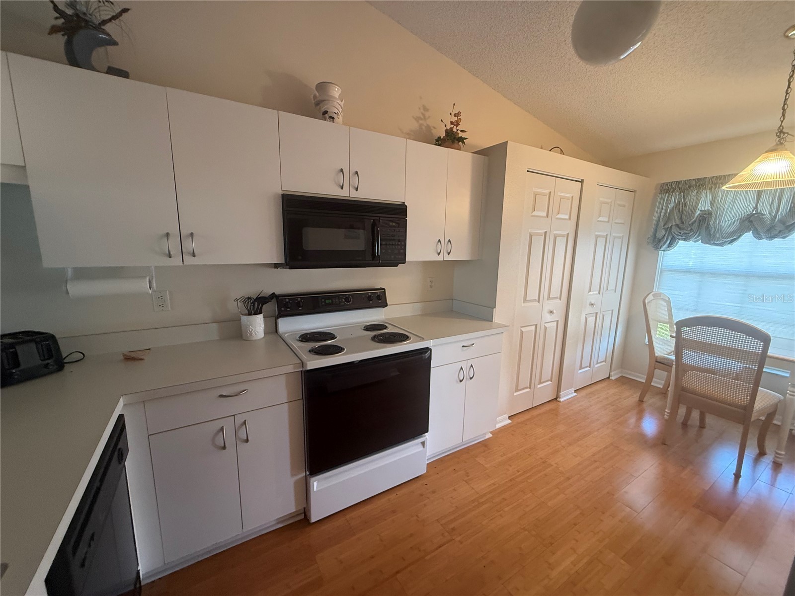 4211 Caddie Drive E #202 Bradenton FL 34203 A4698649 image2