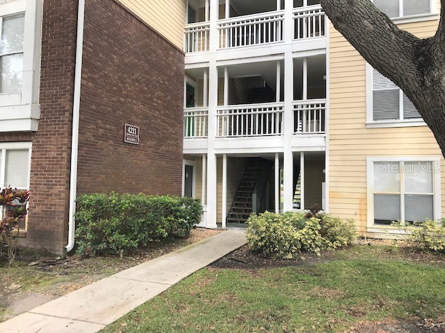 4211 Chatham Oak Court #102 Tampa FL 33624 TB8521343 image1