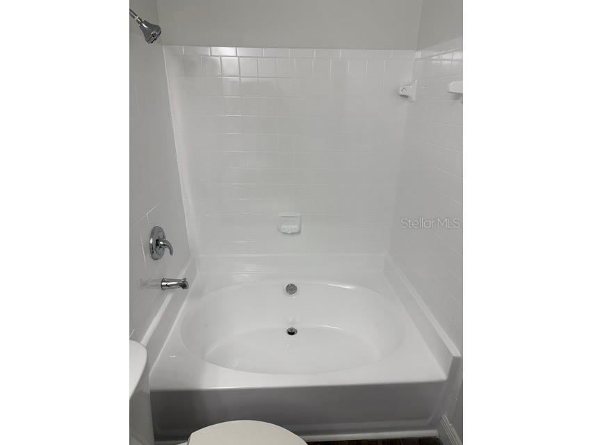 4211 Chatham Oak Court #102 Tampa FL 33624 TB8521343 image14