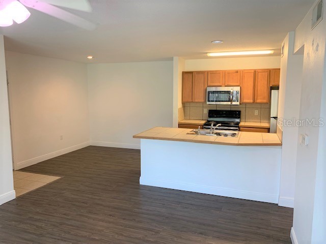 4211 Chatham Oak Court #102 Tampa FL 33624 TB8521343 image2