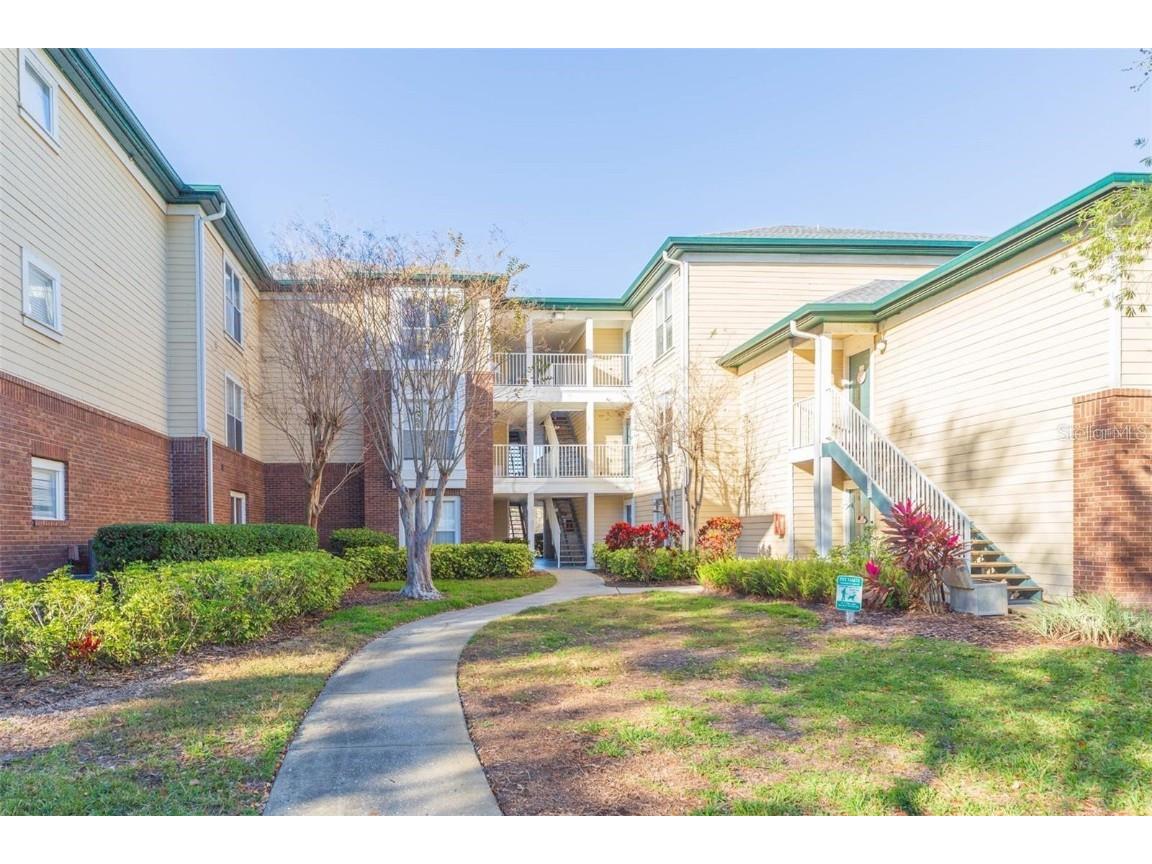 4211 Chatham Oak Court #107 Tampa FL 33624 TB8429057 image1