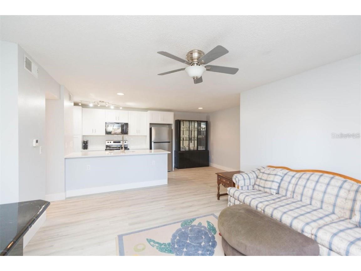 4211 Chatham Oak Court #107 Tampa FL 33624 TB8429057 image12