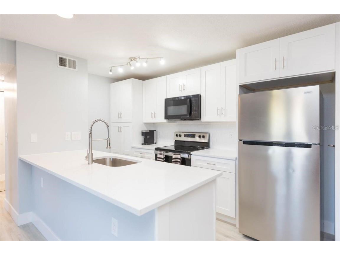 4211 Chatham Oak Court #107 Tampa FL 33624 TB8429057 image9