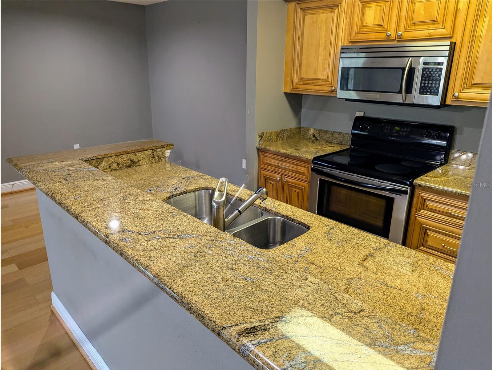 4211 Chatham Oak Court #111 Tampa FL 33624 TB8517147 image7