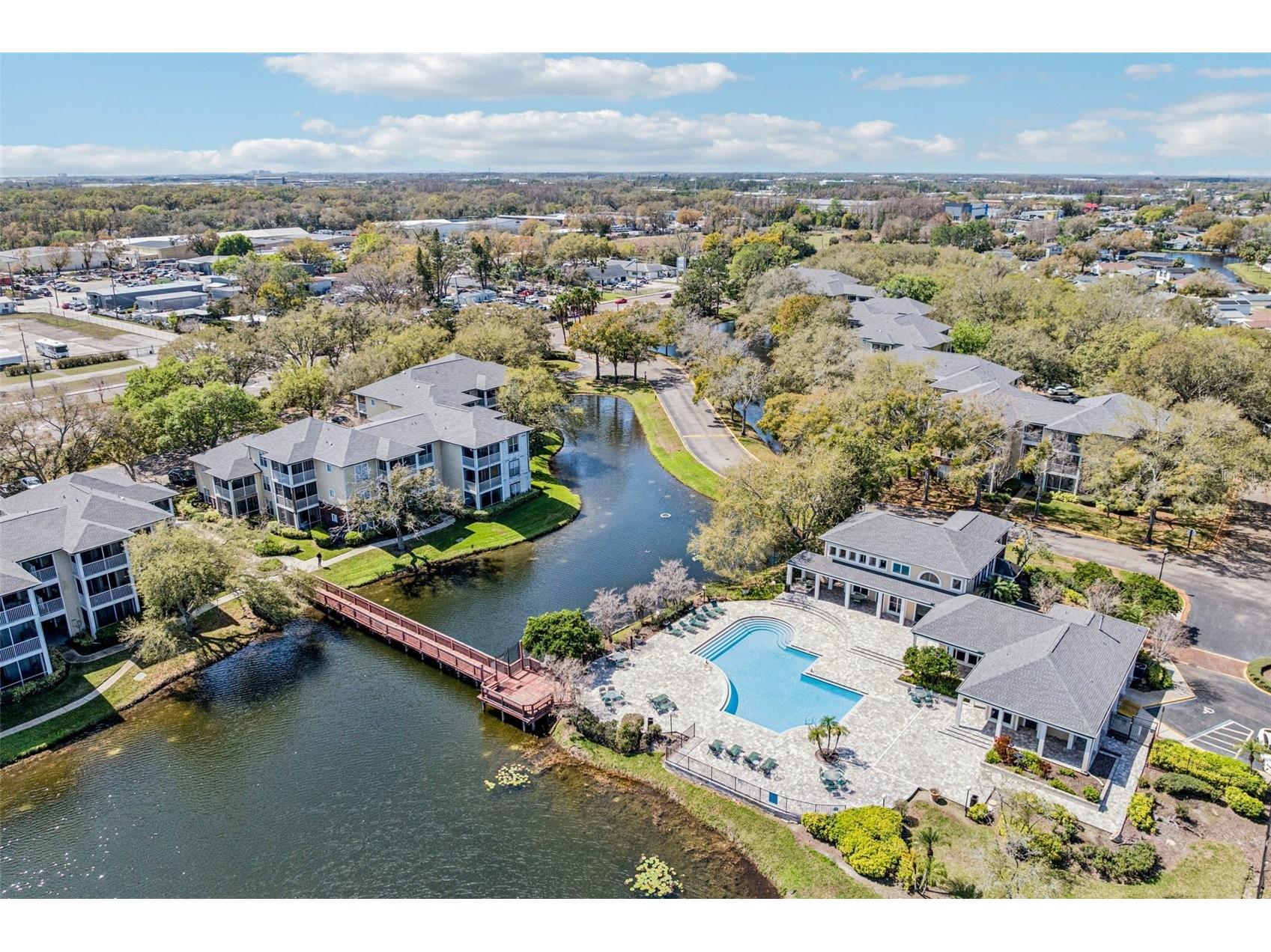 4211 Chatham Oak Court #123 Tampa FL 33624 TB8482155 image55