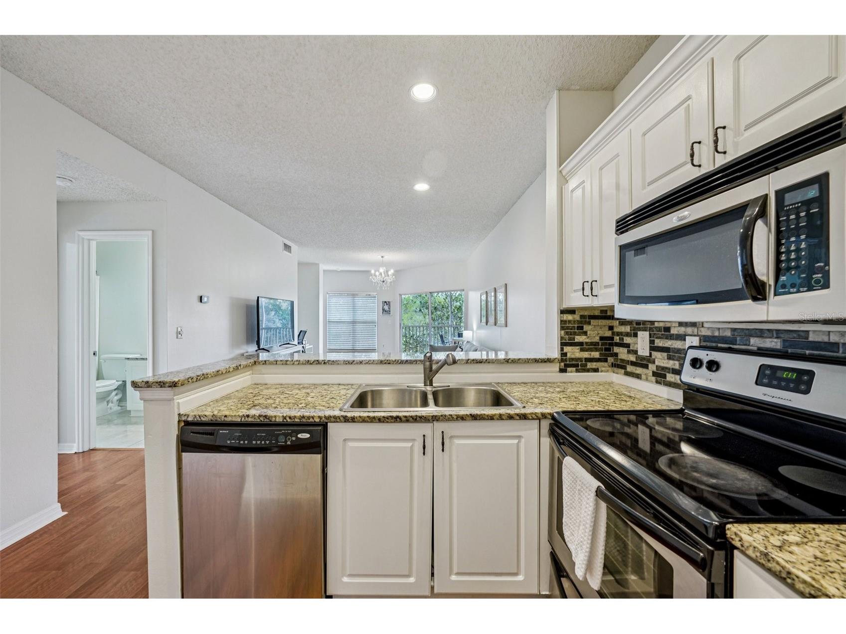 4211 Chatham Oak Court #123 Tampa FL 33624 TB8482155 image9