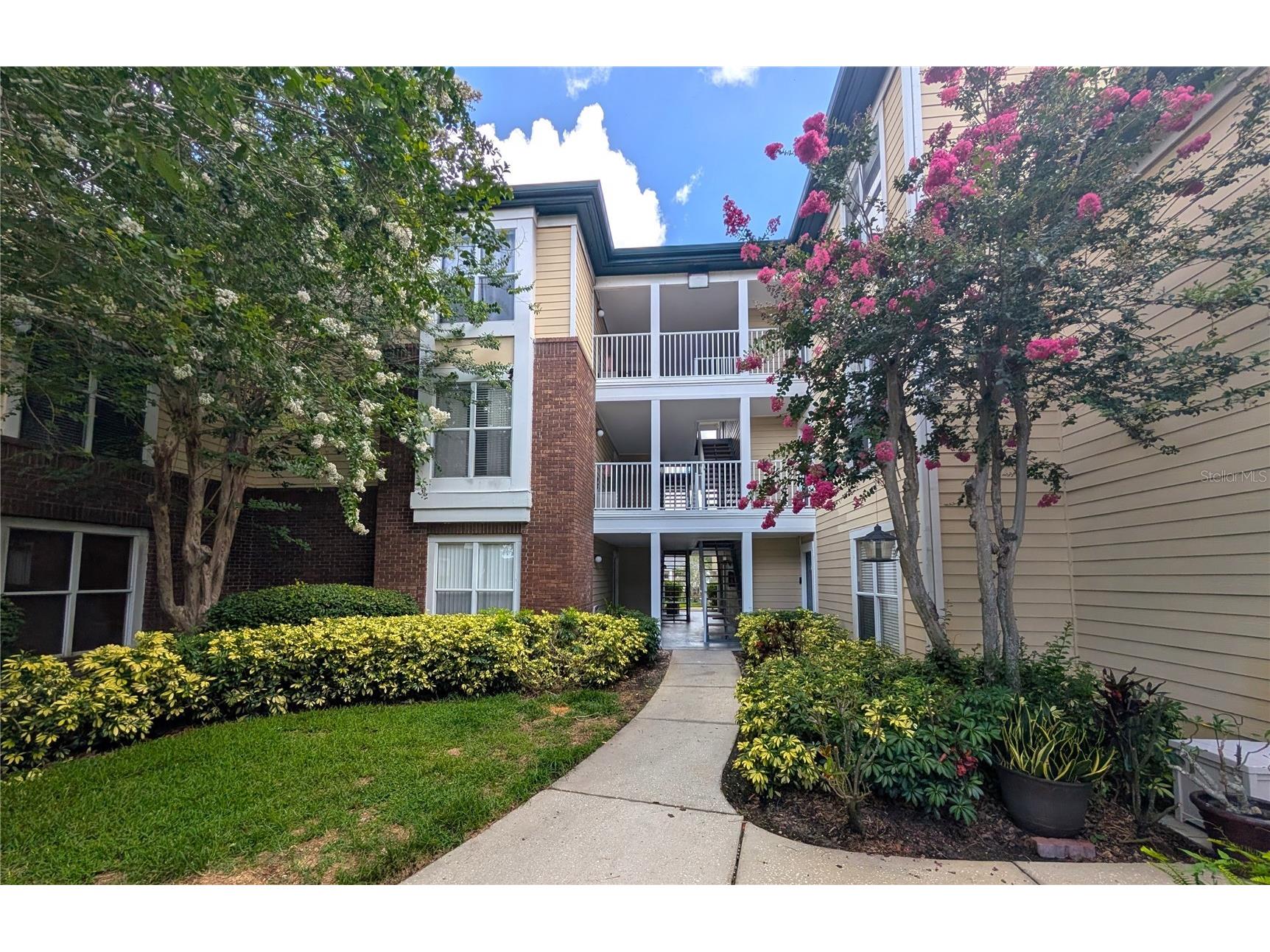 4211 Chatham Oak Court #124 Tampa FL 33624 O6410153 image1
