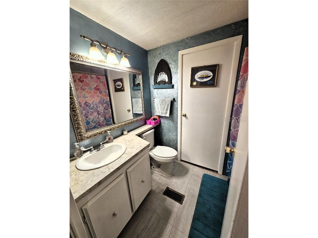 4211 Lowell Lane Zephyrhills FL 33541 TB8454677 image17