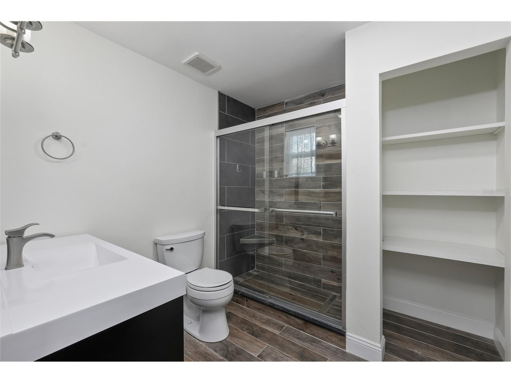 4211 S Anita Boulevard Tampa FL 33611 TB8482841 image16