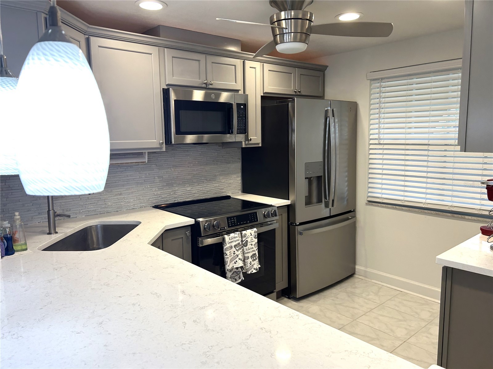 4211 Stratford Drive #4211 New Port Richey FL 34652 W7886606 image5