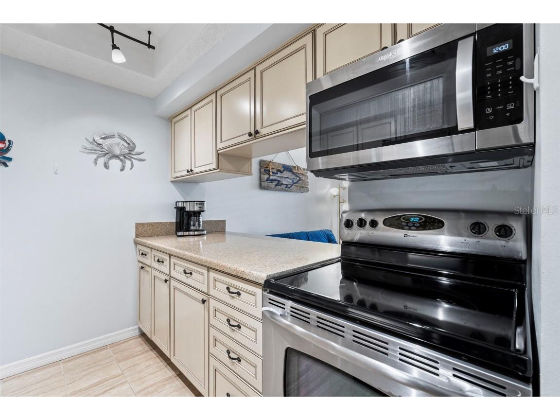 4212 126th Street W #401 Cortez FL 34215 TB8443946 image17