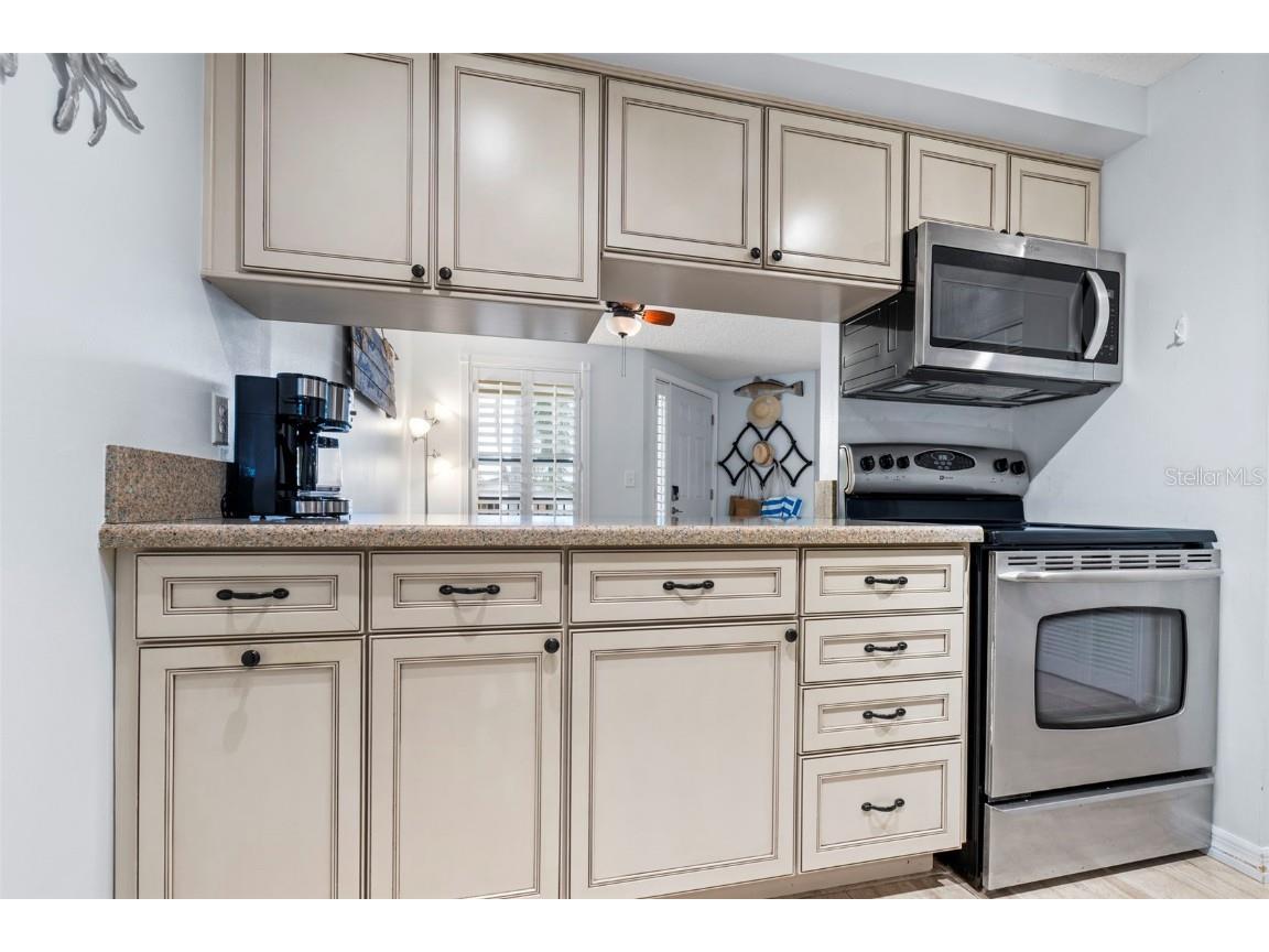 4212 126th Street W #401 Cortez FL 34215 TB8443946 image18